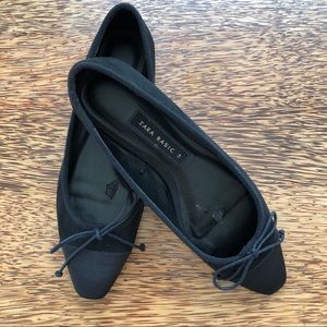 ZARA CAP-TOE BALLERINA FLATS 36
